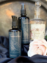 Load image into Gallery viewer, SilkiNESS floral body oil comes with a pump on the bottle to make it easier than ever to refresh and nourish your skin. It can also be used on your yoga practice to ground and connect.
